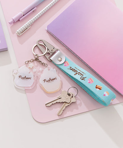 Pusheen Cupcake Keystrap