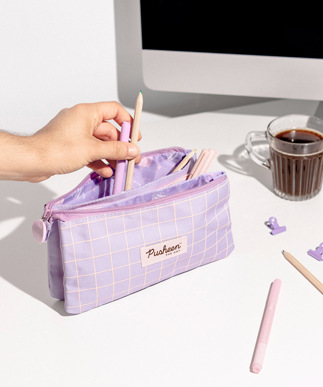 Pusheen On Break Accessory Case